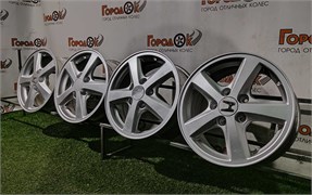 К-кт литых дисков R15 HONDA 5х114,3/64,1/55 24503