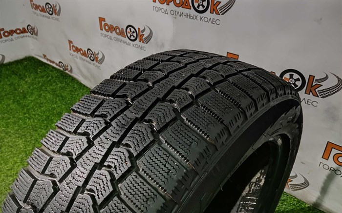 Шина липучка R17 Pirelli 215х55 21459 - фото 26945