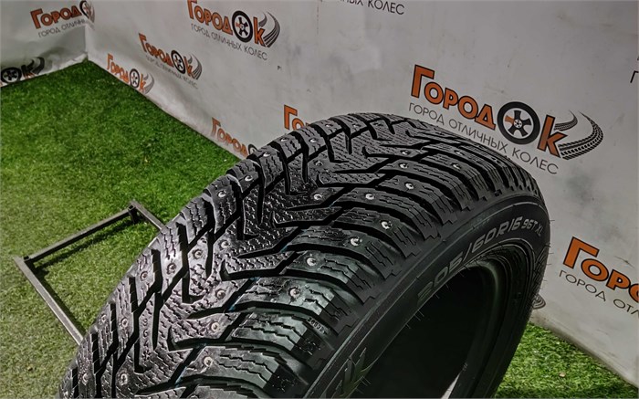 Шина зима R16 Nokian 205х60 22601 - фото 30045