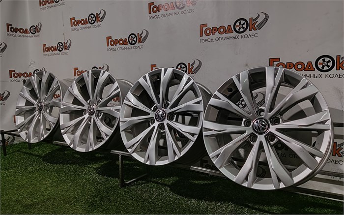 К-кт литых дисков R17 VOLKSWAGEN 5х112/57,1/40 23517 - фото 32313