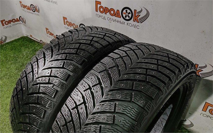 Пара шин зима R18 Michelin 215х55 24087