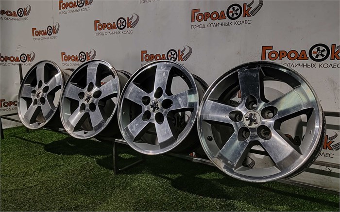 К-кт литых дисков R16 MITSUBISHI 5х114,3/67,1/38 24357