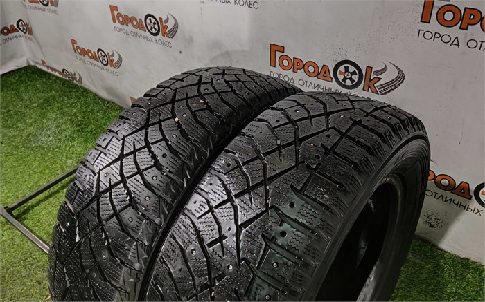 Пара шин зима R15 Nitto 185х65 25405